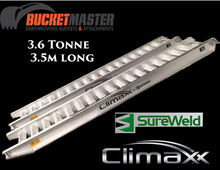 Load image into Gallery viewer, Sureweld 3.6 Tonne “Climaxx” Aluminium Loading Ramps for Rubber Tracks &amp; Rubber Tyres